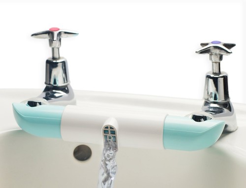 Adaptor for sinks with - adaptor,